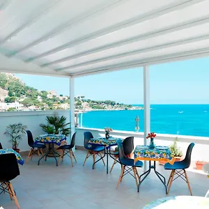 Terrazza Sul Golfo Di Bed and breakfast