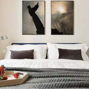 Apartahotel Ascanio Sforza - Suites&apartments